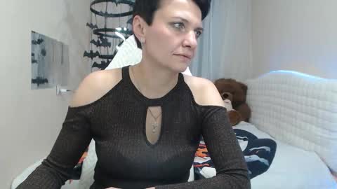 avasaturnian online show from October 10, 1:21 pm