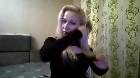 avenixx online show from September 27, 7:19 pm