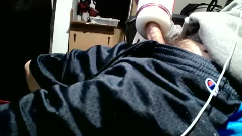 averagecharles757569 online show from October 6, 12:08 am