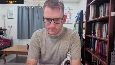 Snapshot of averagepenisalex chatting on February 4, 12:05 am averagepenisalex online show from February 4, 12:05 am