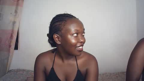 Snapshot of averrine chatting on March 23, 9:41 pm averrine online show from March 23, 9:41 pm