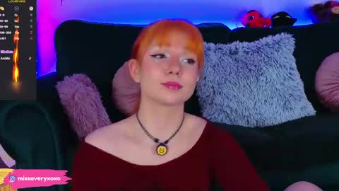 Snapshot of averywillow chatting on May 2, 11:32 pm AveryWillow online show from May 2, 11:32 pm