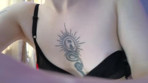 avgustina_love online show from May 9, 11:15 am