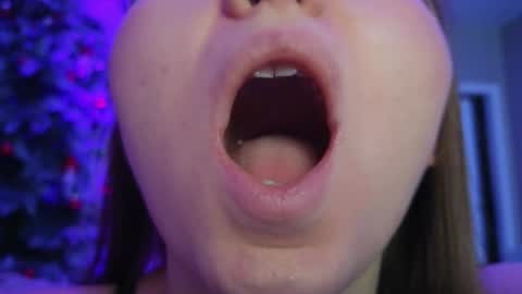 avgustina_love online show from May 20, 9:37 am