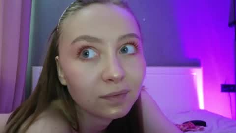 avgustina_love online show from May 28, 8:44 am