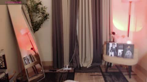 Call me Avi online show from June 22, 1:19 pm