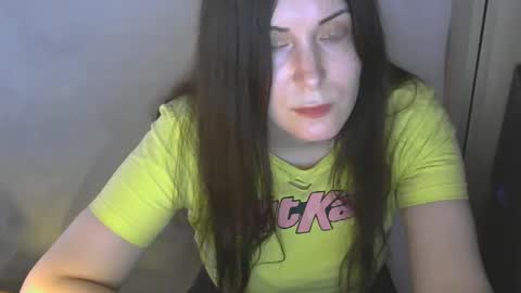 avialenne online show from March 24, 3:06 pm