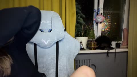 Aviva online show from December 24, 12:44 am