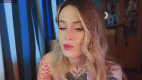 Snapshot of aviva_faith chatting on June 20, 4:54 pm Aviva online show from June 20, 4:54 pm