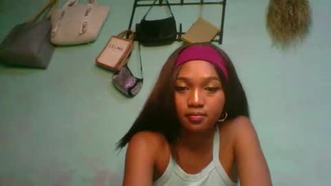 avotraina online show from April 22, 9:22 am