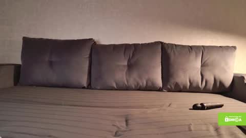 avr0ria online show from December 5, 9:29 am