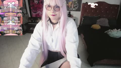 Snapshot of avril2809 chatting on December 17, 11:49 pm Abril online show from December 17, 11:49 pm