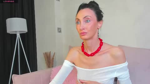 Avrora online show from June 22, 9:17 am