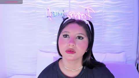 Avy  online show from February 18, 11:33 am