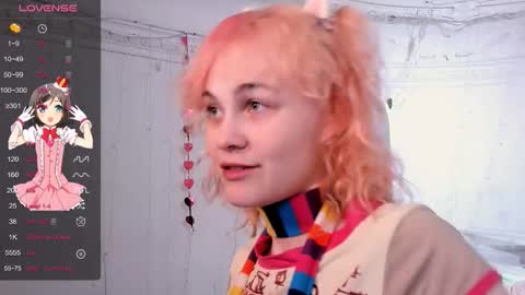 Snapshot of awawrin chatting on November 25, 9:26 pm Awi online show from November 25, 9:26 pm