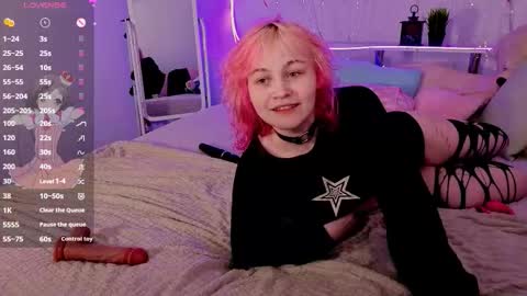 Awi online show from March 11, 8:59 pm