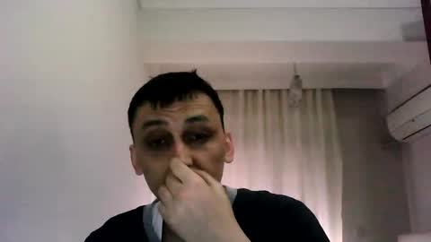 Snapshot of awesenheit chatting on April 19, 8:57 am awesenheit online show from April 19, 8:57 am