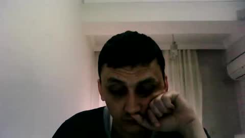 Snapshot of awesenheit chatting on May 10, 9:03 am awesenheit online show from May 10, 9:03 am