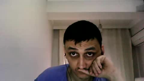 Snapshot of awesenheit chatting on May 31, 9:27 am awesenheit online show from May 31, 9:27 am