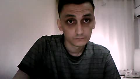 Snapshot of awesenheit chatting on June 17, 10:39 am awesenheit online show from June 17, 10:39 am
