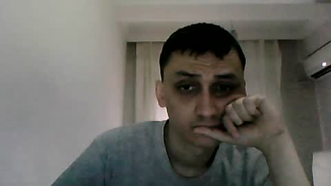 Snapshot of awesenheit chatting on June 25, 9:25 am awesenheit online show from June 25, 9:25 am