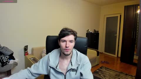 Justin online show from December 12, 7:59 pm