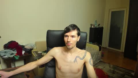 Justin online show from November 7, 9:04 pm