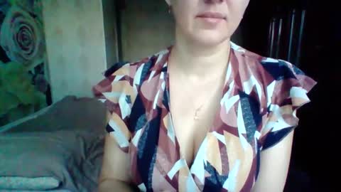 awesomeladyy online show from January 12, 7:32 am