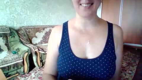 awesomeladyy online show from October 6, 9:07 am