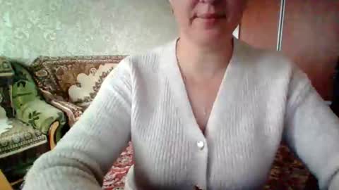 awesomeladyy online show from October 10, 7:40 am