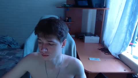 axel_0ne online show from March 25, 5:35 am