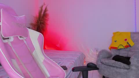 AXEL online show from July 3, 9:10 pm