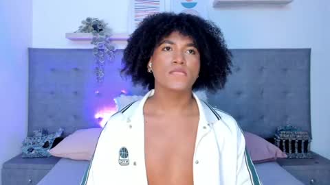 AXEL  online show from June 13, 11:24 pm