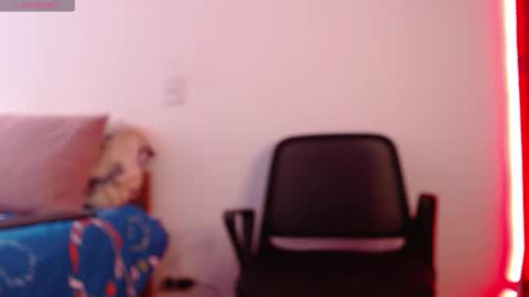 Snapshot of axel_davis_ chatting on October 10, 1:32 pm axel davis online show from October 10, 1:32 pm