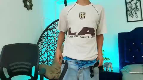 axel_draven online show from October 16, 11:11 am