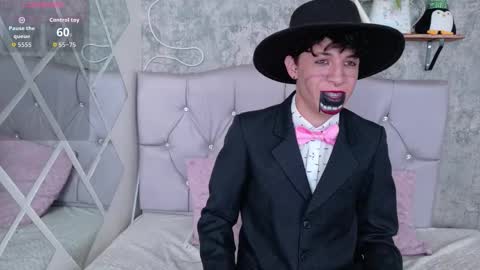 Snapshot of axel_evanss chatting on October 21, 1:45 pm Axel Evanss online show from October 21, 1:45 pm