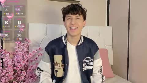 Snapshot of axel_evanss chatting on October 23, 12:04 pm Axel Evanss online show from October 23, 12:04 pm