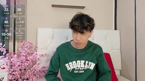 Snapshot of axel_evanss chatting on October 25, 1:07 pm Axel Evanss online show from October 25, 1:07 pm