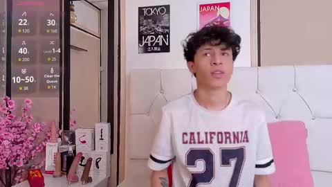 Snapshot of axel_evanss chatting on November 11, 12:38 pm Axel Evanss online show from November 11, 12:38 pm