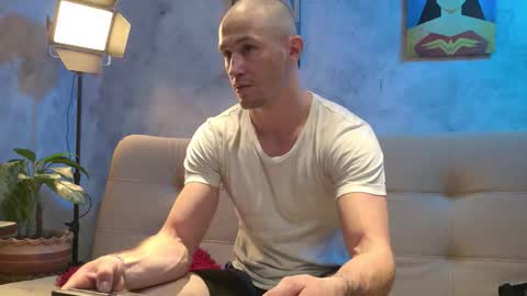 Axel Fairchaild online show from January 15, 1:59 pm