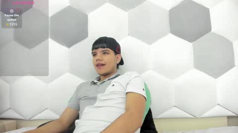 Axel Forte online show from October 18, 1:12 pm