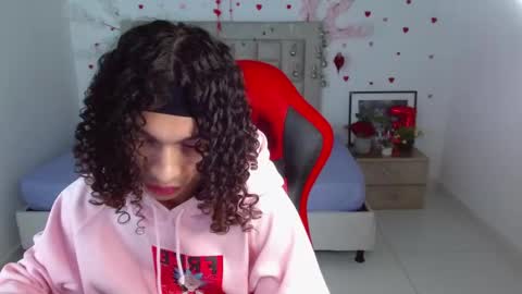 Snapshot of axel_fox7 chatting on February 15, 11:23 pm Axel online show from February 15, 11:23 pm