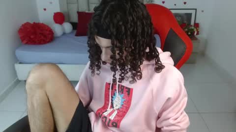 Snapshot of axel_fox7 chatting on February 17, 11:33 pm Axel online show from February 17, 11:33 pm