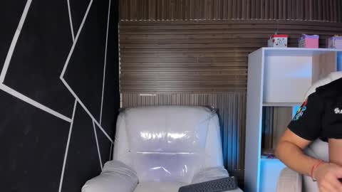 Snapshot of axel_grey_ chatting on September 22, 12:51 pm axel_grey_ online show from September 22, 12:51 pm