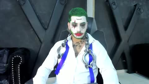 Snapshot of axel_grey_ chatting on October 30, 12:45 am axel_grey_ online show from October 30, 12:45 am