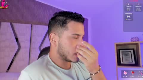 axel_grey_ online show from June 11, 1:09 pm