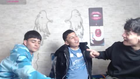 Snapshot of axel_milo_and_kairo chatting on December 1, 8:36 pm axel_milo_and_kairo online show from December 1, 8:36 pm