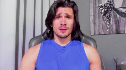 Axel online show from January 21, 10:30 pm