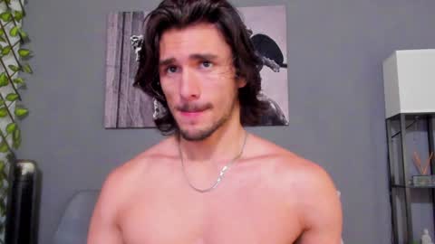 Axel online show from January 25, 9:57 pm