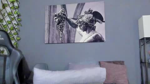 Axel online show from January 27, 10:49 pm